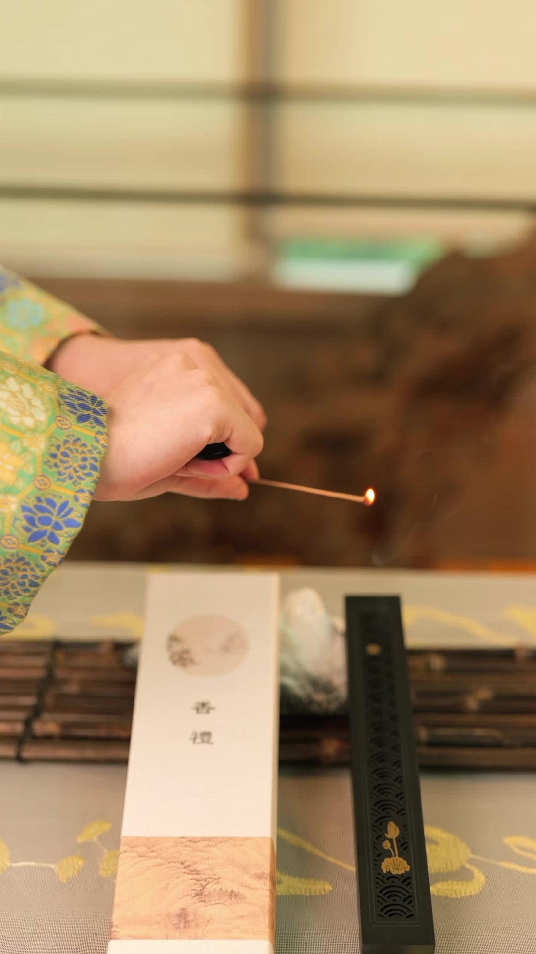 Is Incense Bad for the Human Body? A Sincere Confession from Monian