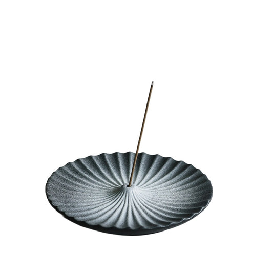 Ripple Ceramic Incense Holder – Inspired by Mount Fuji’s Stillness